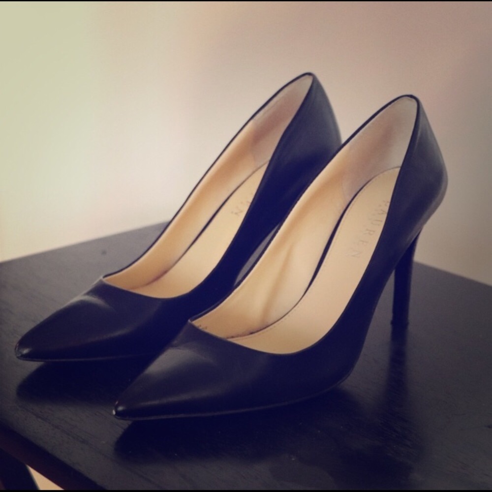 Lauren by Ralph Lauren “Adena” pumps
